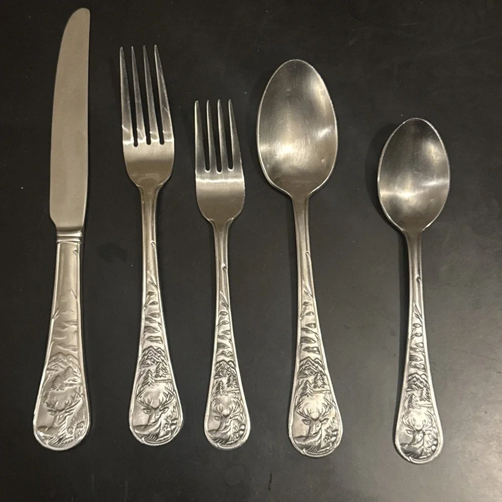 Cambridge Deer Hunting Pattern Satin Stainless Flatware 5 Piece Set Fork Spoon
